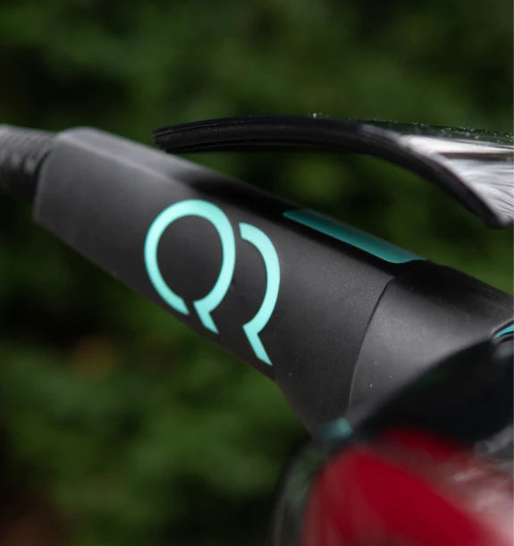 Q-reel plug & play car charger
